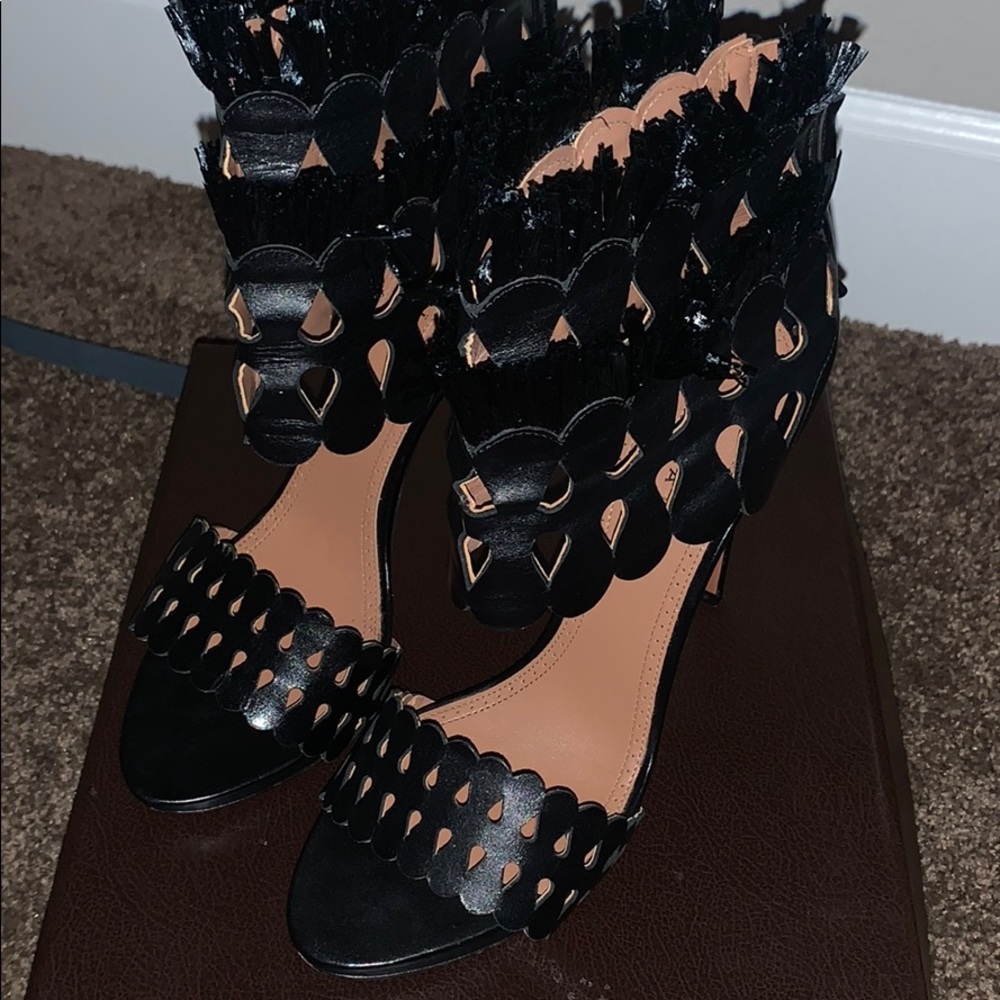 ALAIA sandal heel in excellent condition
